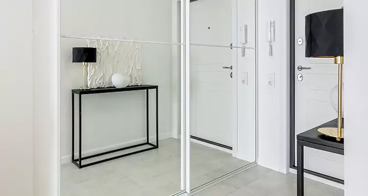 Mirrored Bifold Closet Doors Repair in Lynn Haven, FL