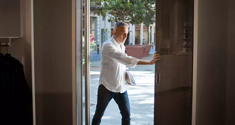 Track Cleaning and Repair for Stuck Doors in Lynn Haven, FL