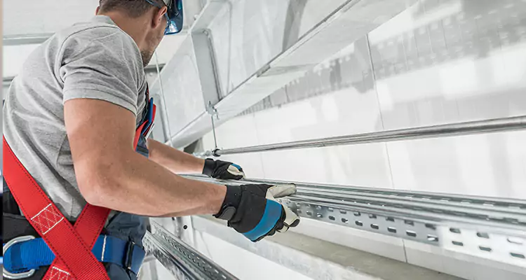 Glass Balcony Railing Replacement in Lynn Haven, FL